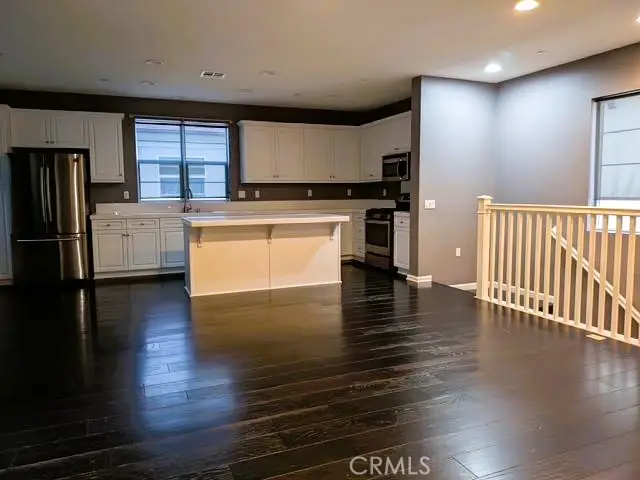 21758 Candela, Saugus, CA 91350 - #2