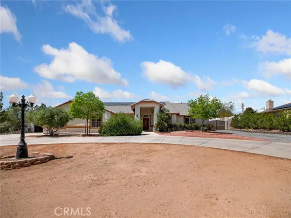 19224 Roanoke, Apple Valley, CA 92307