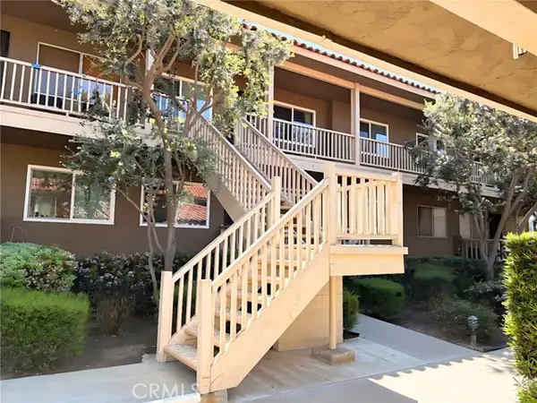 555 La Veta Park  #234, Orange, CA 92868