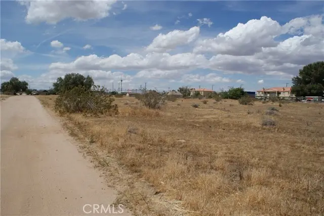 0 Aztec LN, Adelanto, CA 92301 - #3