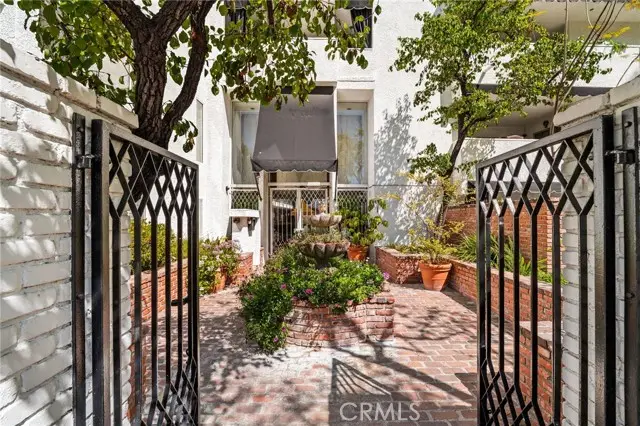 4950 Louise  #304, Encino, CA 91316 - #2