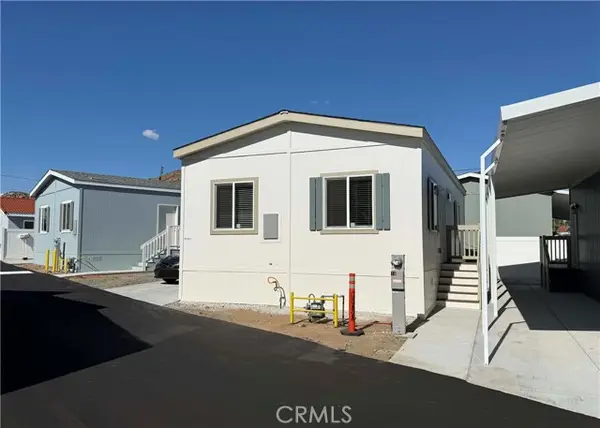 8086 Mission Boulevard  #19, Riverside, CA 92509