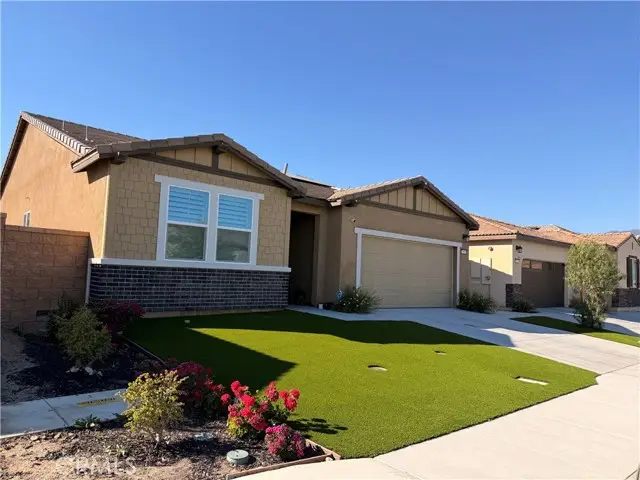 562 Hudson Way, Rialto, CA 92377 - #1