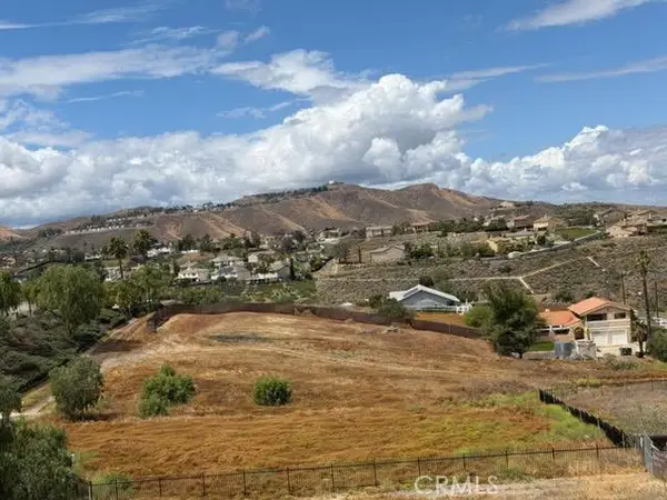 0 Runner Ridge, Riverside, CA 92503