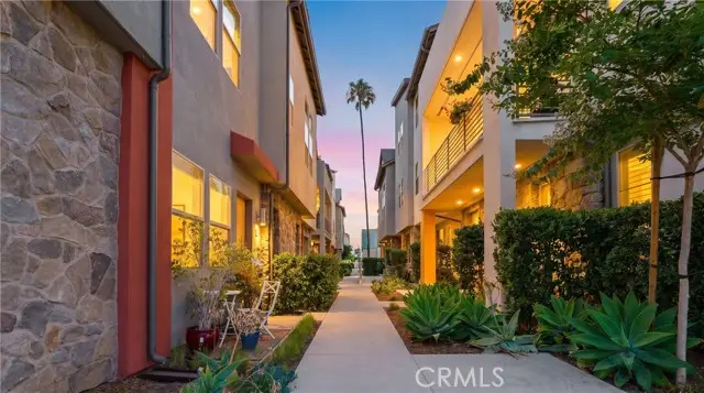 275 Pin Lane, Covina, CA 91722 - #2
