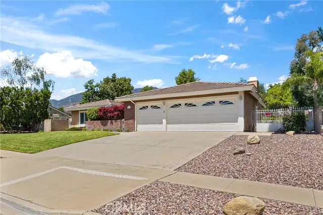 1175 Shane Court, Upland, CA 91784 - #3