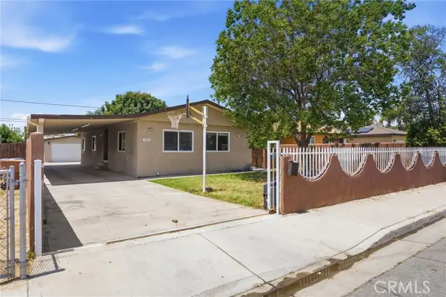 3423 Anderson Street, Bakersfield, CA 93307 - #1