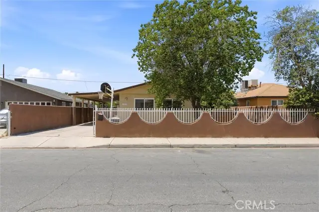 3423 Anderson Street, Bakersfield, CA 93307 - #2