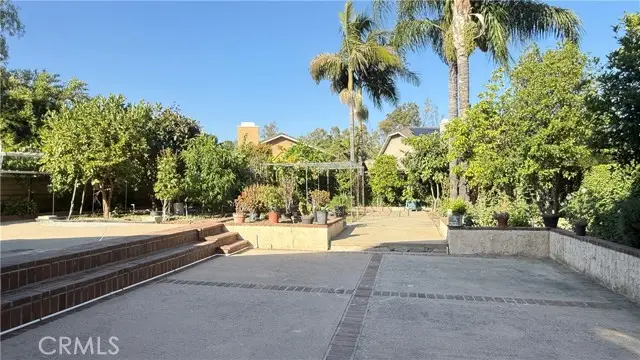 8 Quiet Hollow Road, Pomona, CA 91766 - #2