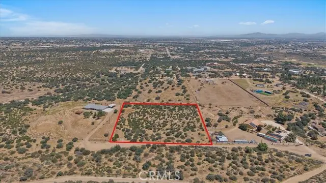 0 Edgehill Rd, Hesperia, CA 92344 - #3