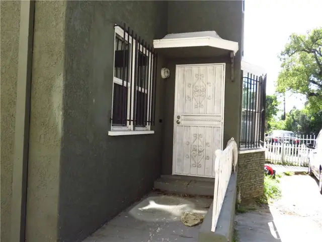 862 41st Street, Los Angeles, CA 90037 - #3
