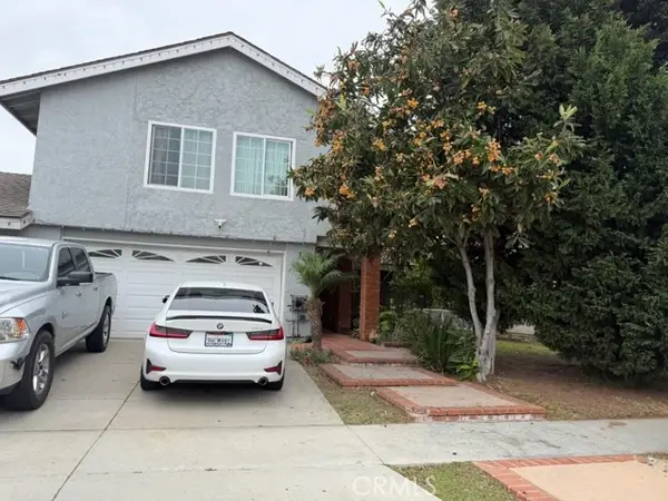 2305 Hemlock, Santa Ana, CA 92704