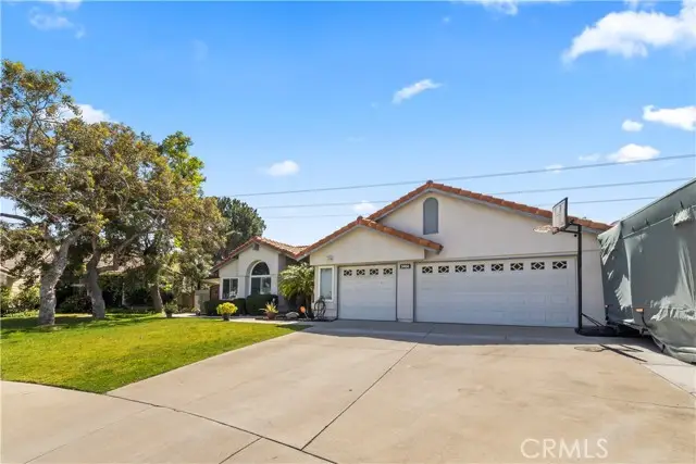 3906 Flame Tree, Rialto, CA 92377 - #3