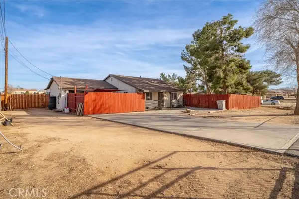11581 4th Avenue, Hesperia, CA 92345