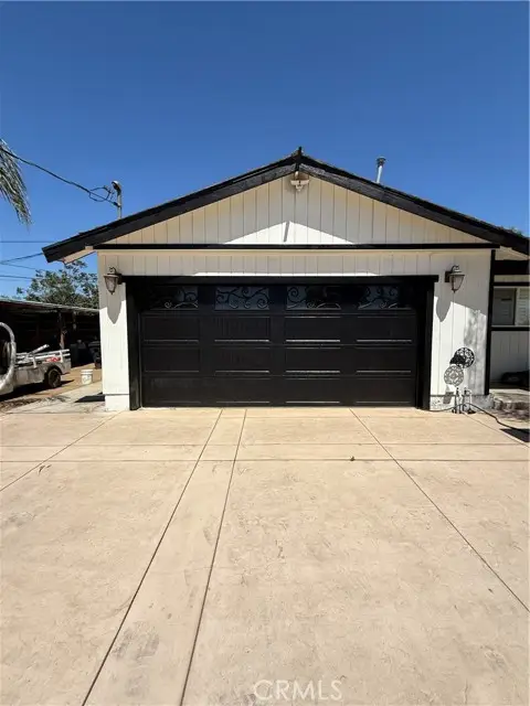 18560 Haines, Perris, CA 92570