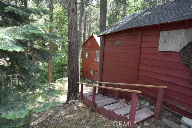 25020 Moon Drive, Crestline, CA 92325 - #3