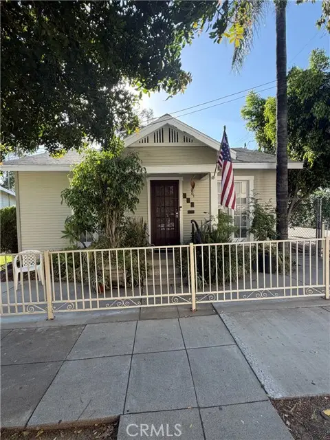 317 Palm, Ontario, CA 91762 - #1