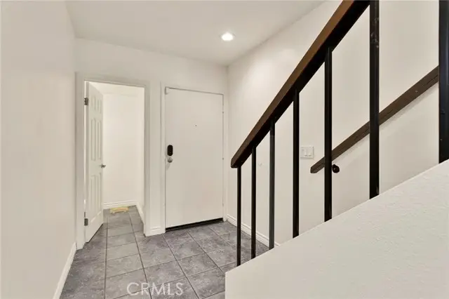 9906 Owensmouth, Chatsworth, CA 91311 - #2