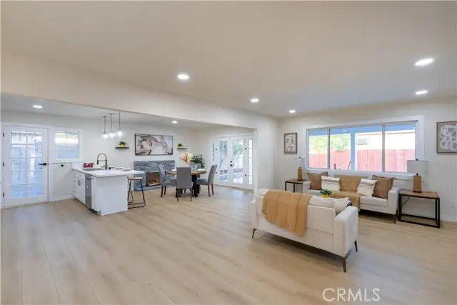 8584 Camelia, Riverside, CA 92504 - #3
