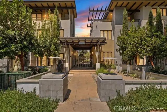 239 Marengo Avenue  #106, Pasadena, CA 91101 - #2