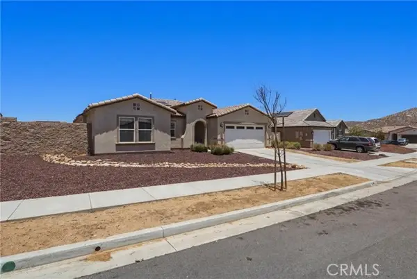 570 Farmstead, Hemet, CA 92543
