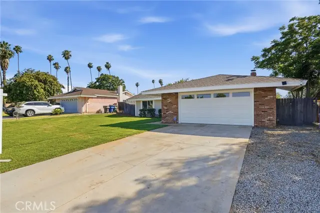 2924 Louisiana, Riverside, CA 92506 - #2