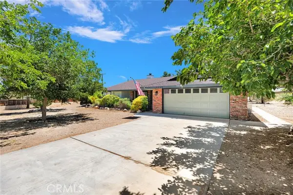 10055 Baker Rd, Lucerne Valley, CA 92356