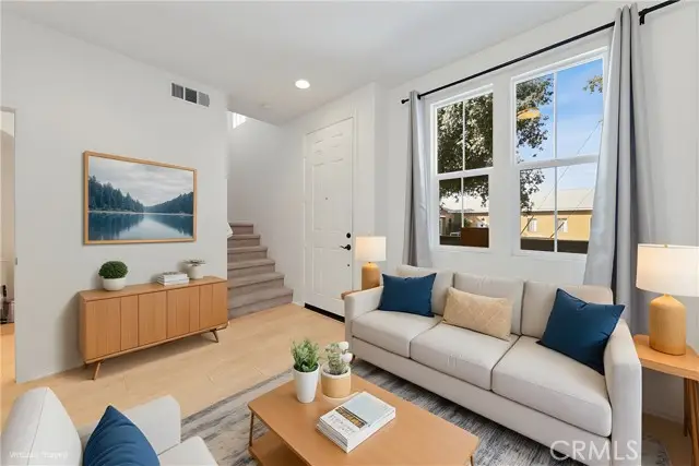 181 Dorsett Avenue, Upland, CA 91786 - #2