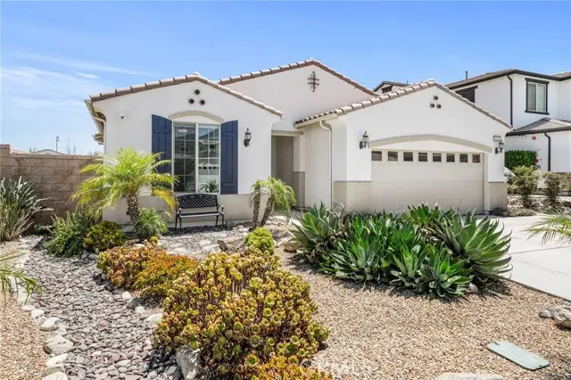 16083 Muirfield, Fontana, CA 92336 - #1