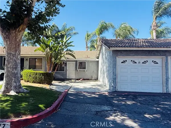 9505 Arlington  #77, Riverside, CA 92503