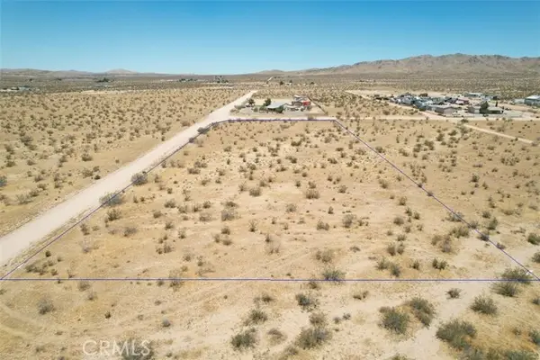 1 Cathedral Drive, Apple Valley, CA 92307