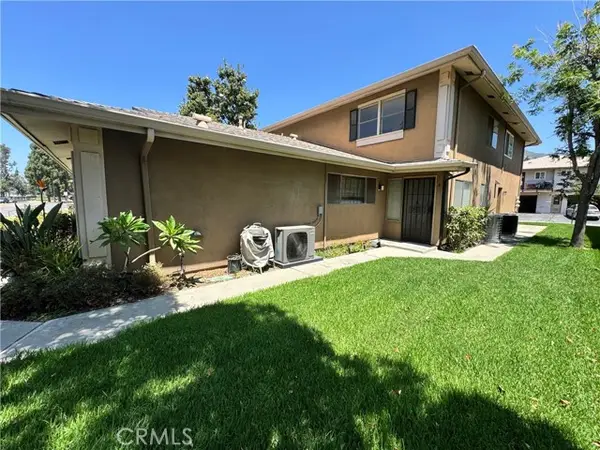 989 Sierra Madre, Azusa, CA 91702