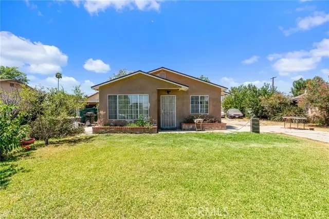 5876 Bee Jay Street, Riverside, CA 92503 - #1