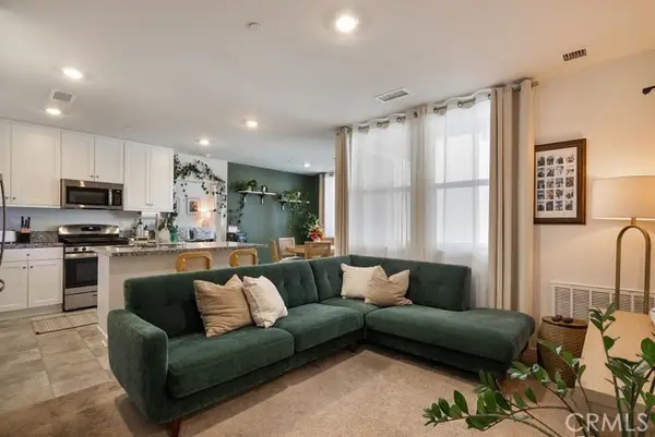 1000 Tangent Privado  #202, Ontario, CA 91764