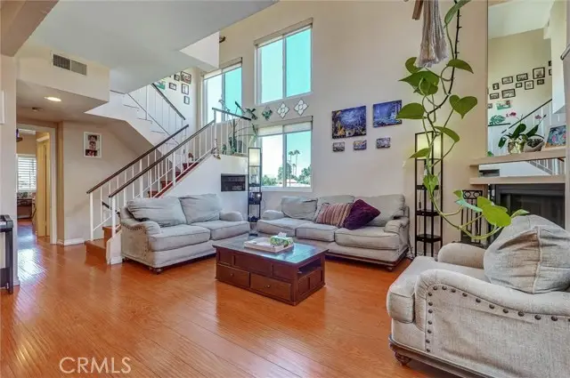 6323 Reseda  #1, Tarzana, CA 91335 - #1