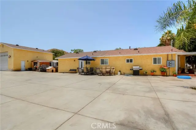 4320 Ambs Drive, Riverside, CA 92505 - #3