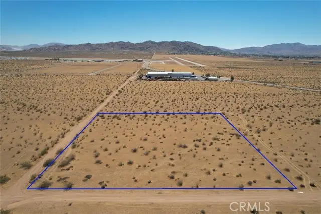 8 Falchion Road, Apple Valley, CA 92307 - #1