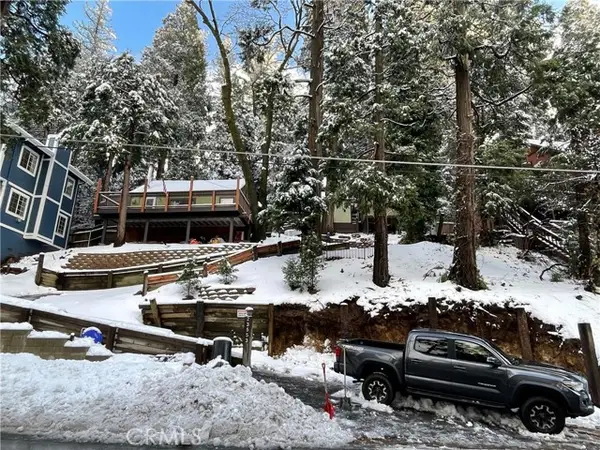 23553 Lake, Crestline, CA 92325