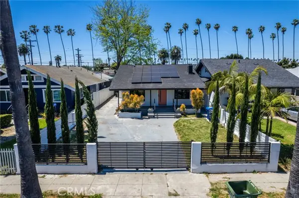 5107 Cimarron, Los Angeles, CA 90062