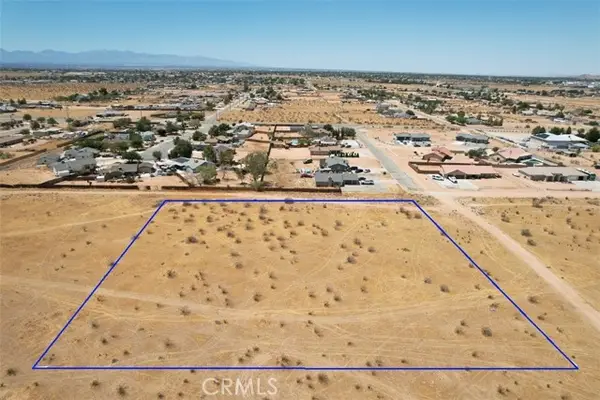 29 Little Beaver, Apple Valley, CA 92307