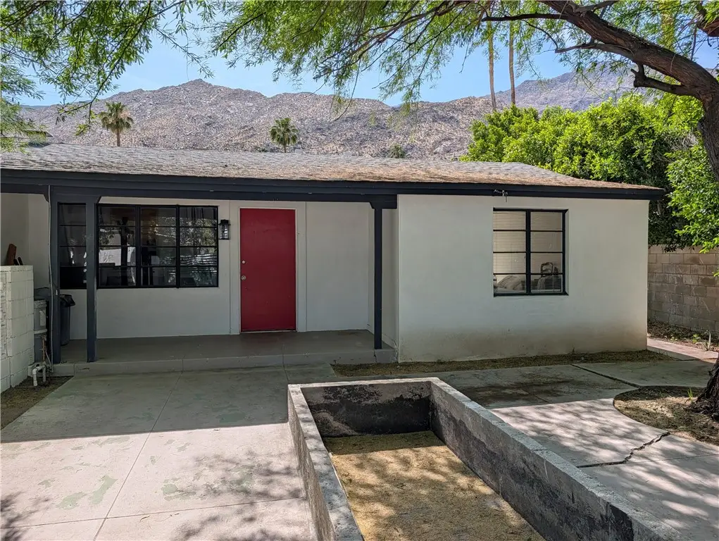 221 Avenida Ortega, Palm Springs, CA 92264 - #1