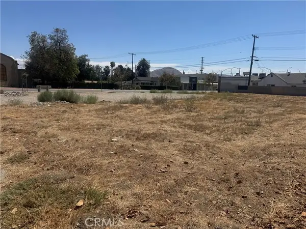 233 La Cadena Drive, Colton, CA 92324