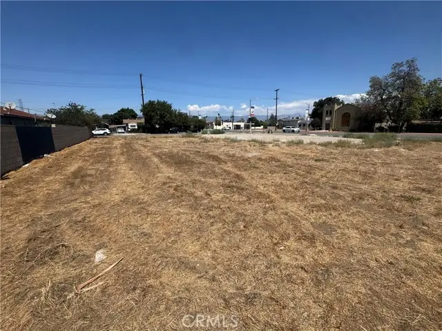 233 La Cadena Drive, Colton, CA 92324 - #2