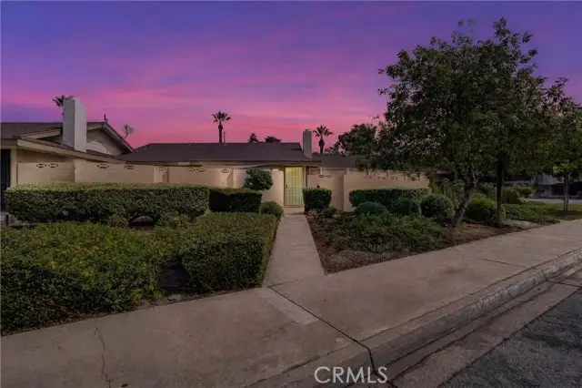 679 Indian Hill  #B, Claremont, CA 91711 - #1