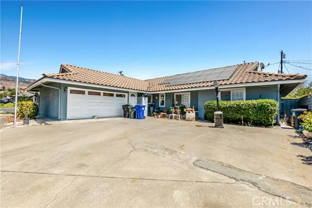 6061 Arden, Highland, CA 92346 - #1