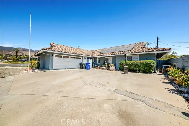 6061 Arden, Highland, CA 92346 - #2