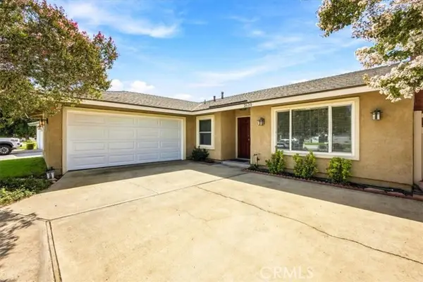 2620 S Plum Pl, Ontario, CA 91761