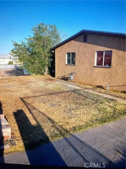 944 Elizabeth, Barstow, CA 92311 - #2