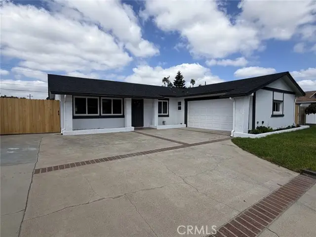 4138 Santa Lucia, Orange, CA 92865 - #3