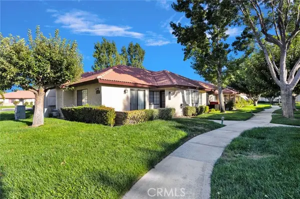 19237 Elm Drive, Apple Valley, CA 92308